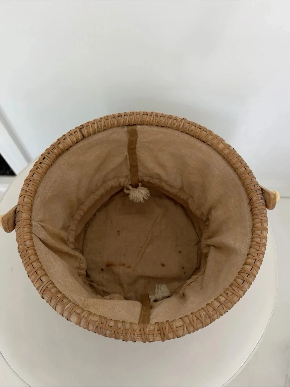 Nantucket Lightship Basket Muslim Drawstring Interior